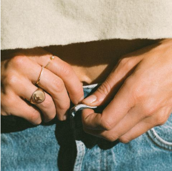 Demi Glint Band Ring