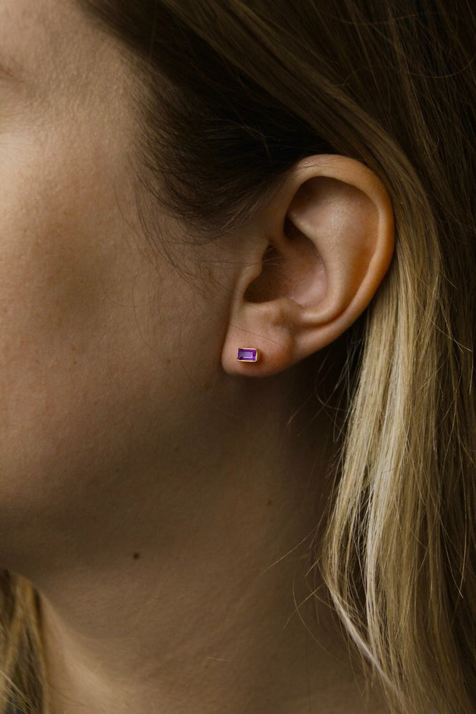 Baguette Stud - Amethyst/Gold