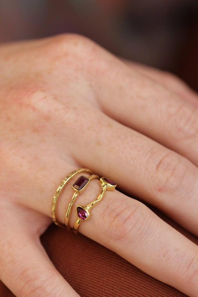 Mecca Ring - Rhodolite/Gold