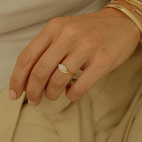 Domingo Ring - Moonstone