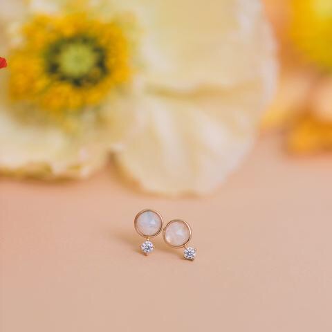 Thea Stud - Moonstone/Gold