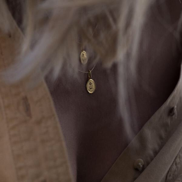 Love Token Necklace Round